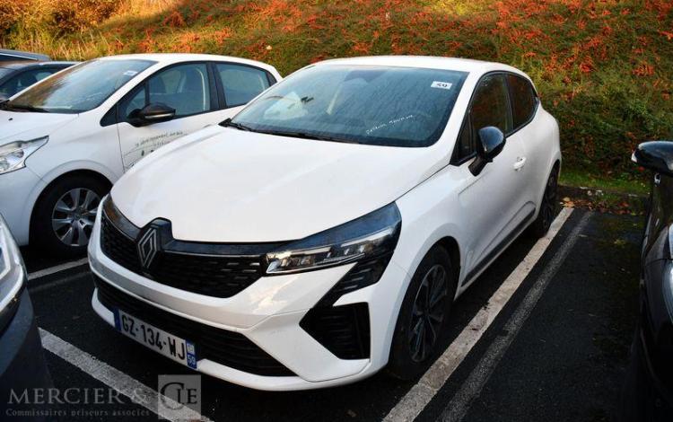 RENAULT CLIO TECHNO TCE 90 BLANC GZ-134-WJ