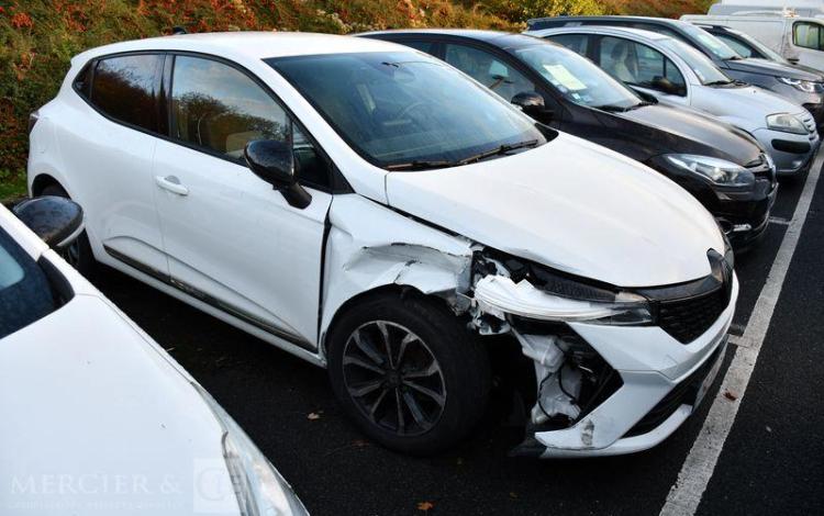 RENAULT CLIO TECHNO TCE 90 BLANC GZ-134-WJ