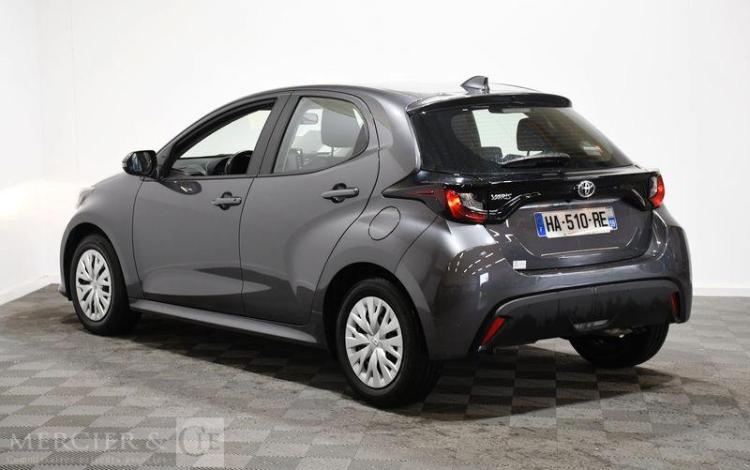 TOYOTA YARIS A,E 1.5 VVTI E 125 DYNAMIC GRIS HA-510-RE