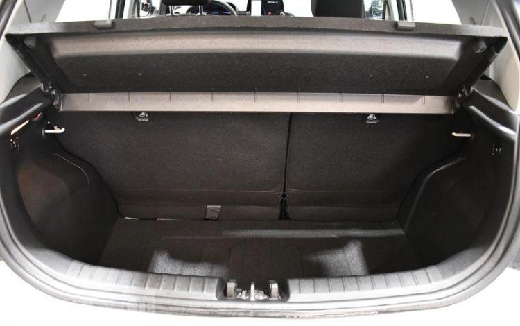 KIA PICANTO ACTIVE BLANC HB-576-TL