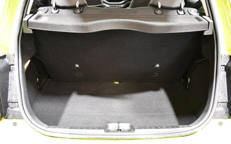 FIAT 500 e 24 KWH BEV VERT HB-643-TF