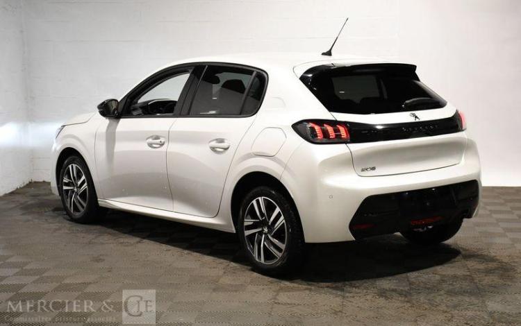 PEUGEOT 208 BLANC PZ2X645