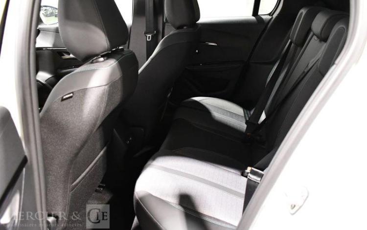 PEUGEOT 208 BLANC PZ2X645