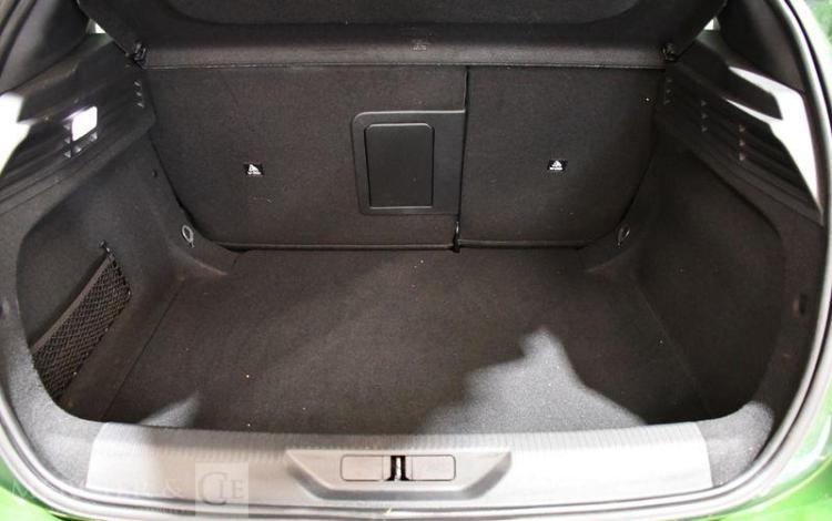 PEUGEOT 308 1.2 PURETECH 130 ALLURE PACK EAT VERT PZ4P578