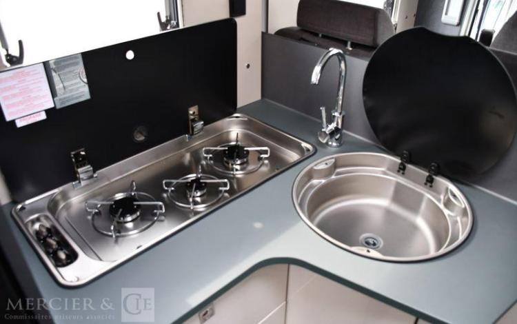 LAIKA CAMPING CAR KOSMO L 319  X73922