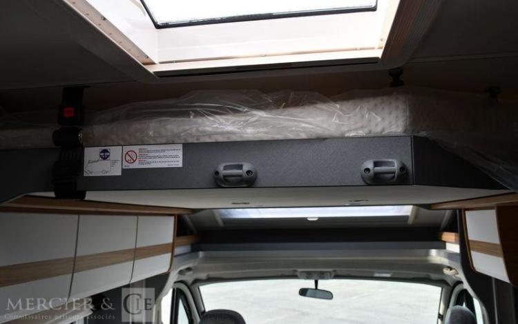 DETHLEFFS CAMPING CAR JUST T7052 DBM  Y71594