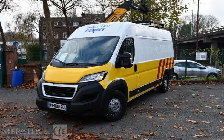 PEUGEOT BOXER 435 L4H2 2,2 BLUEHDI 165 S&S MAN6 PREMIUM  1YBG449