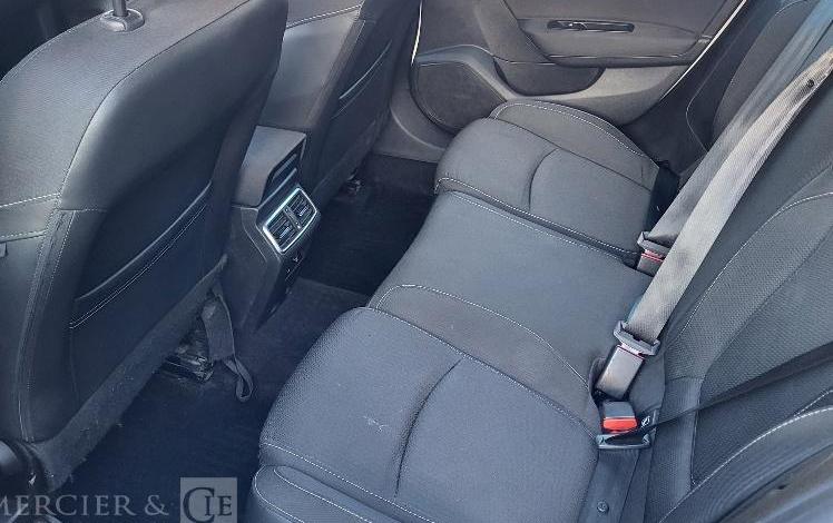 RENAULT MEGANE BREAK  GF-666-EW