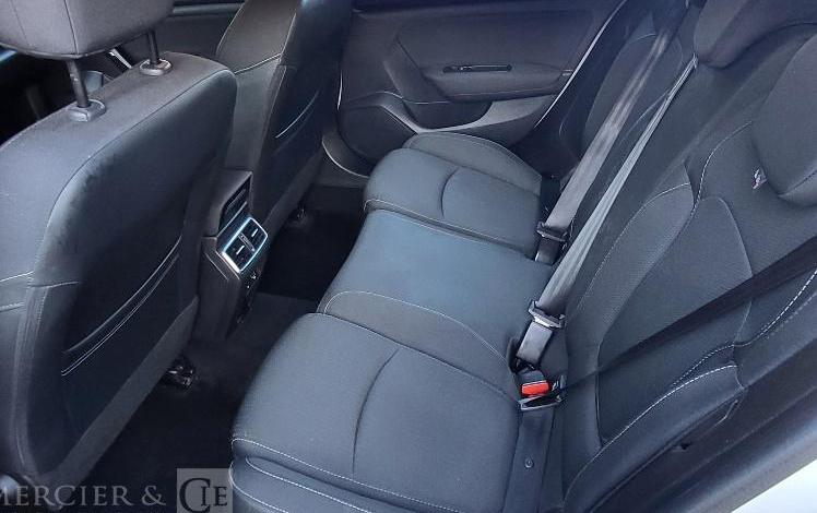 RENAULT MEGANE BREAK  GF-652-EW