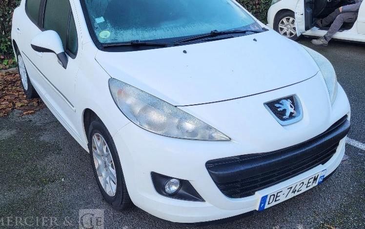 PEUGEOT 207 +  DE-742-EM