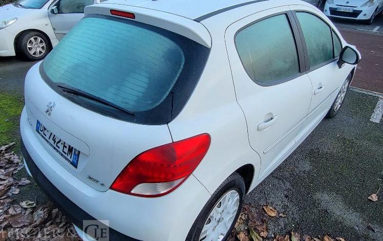 PEUGEOT 207 +  DE-742-EM