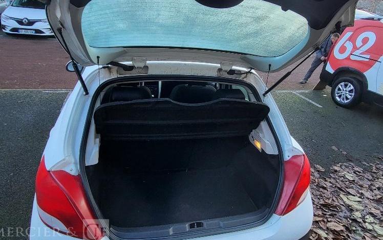 PEUGEOT 207 +  DE-742-EM