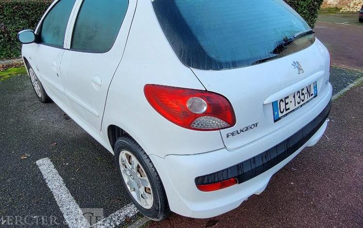 PEUGEOT 206 +  CE-135-NL
