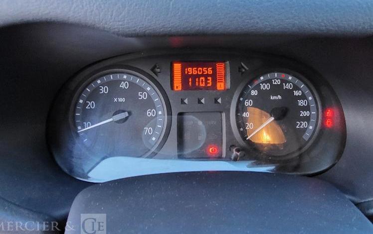 RENAULT CLIO 2 STE  8049VY62