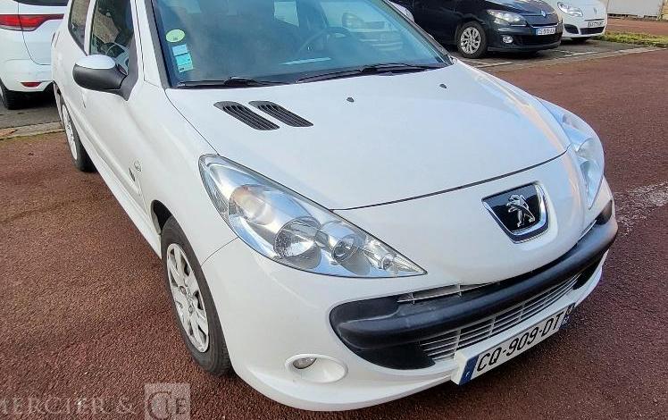 PEUGEOT 206 +  CQ-909-DT