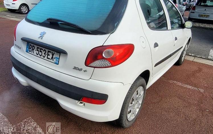 PEUGEOT 206 +  BR-553-EX