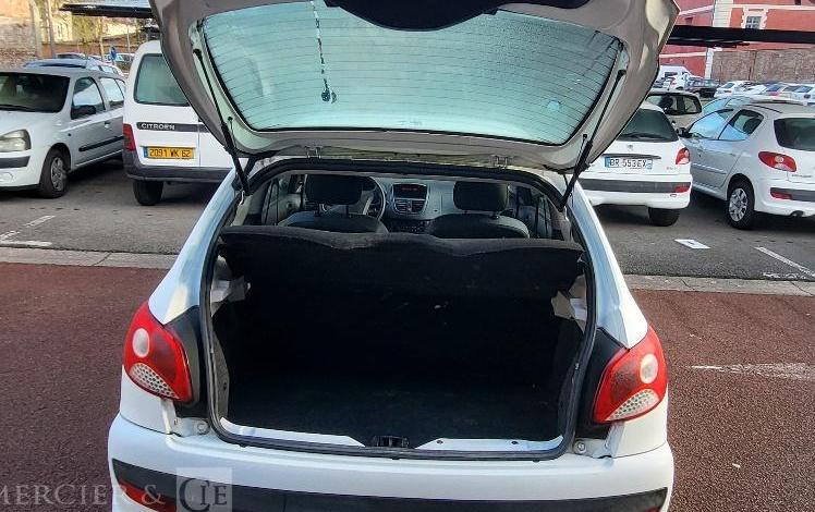 PEUGEOT 206 +  AX-352-ND