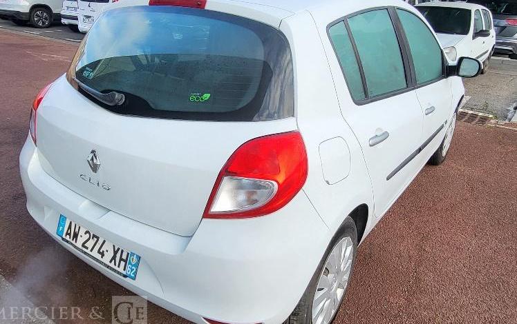 RENAULT CLIO 3 STE  AW-274-XH
