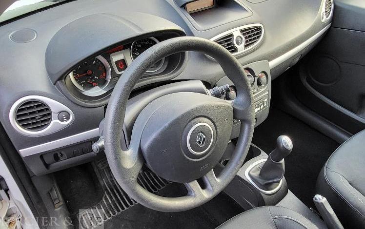 RENAULT CLIO 3 STE  AW-274-XH