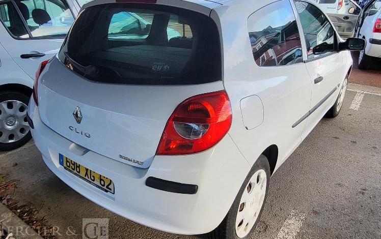 RENAULT CLIO 3 STE  698XG62