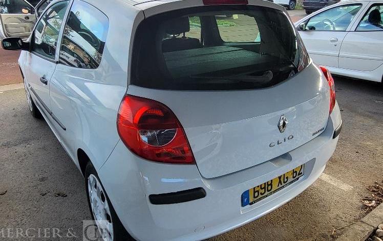 RENAULT CLIO 3 STE  698XG62