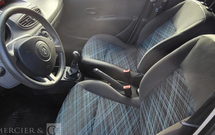 RENAULT CLIO 3  6690YC62