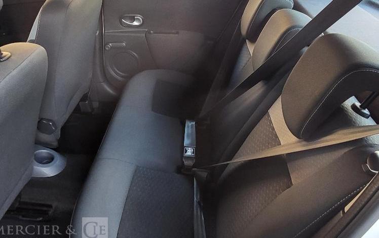 RENAULT CLIO 3  BQ-681-HW