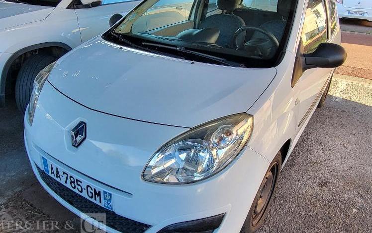 RENAULT TWINGO  AA-785-GM
