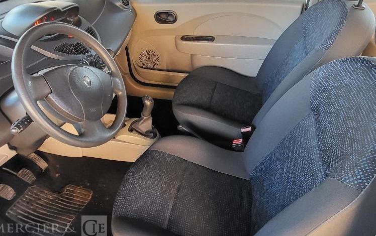 RENAULT TWINGO  AA-785-GM