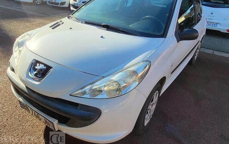 PEUGEOT 206 +  BN-746-JN