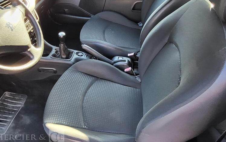 PEUGEOT 206 +  BN-746-JN