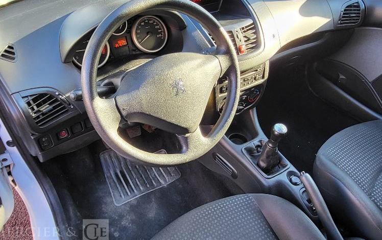 PEUGEOT 206 +  BN-746-JN