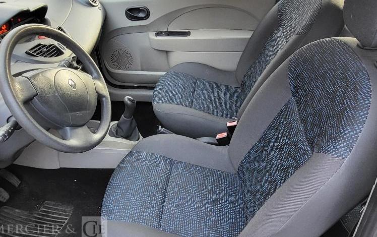 RENAULT TWINGO  AA-629-GM