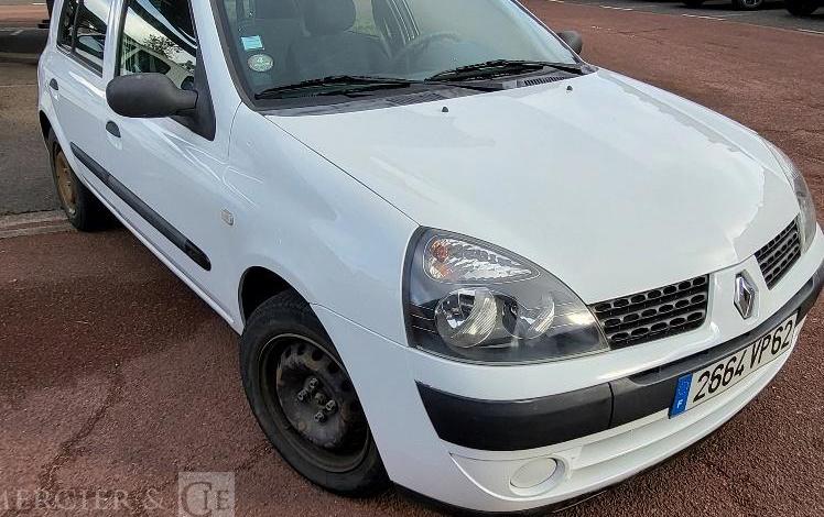 RENAULT CLIO 2  2664VP62