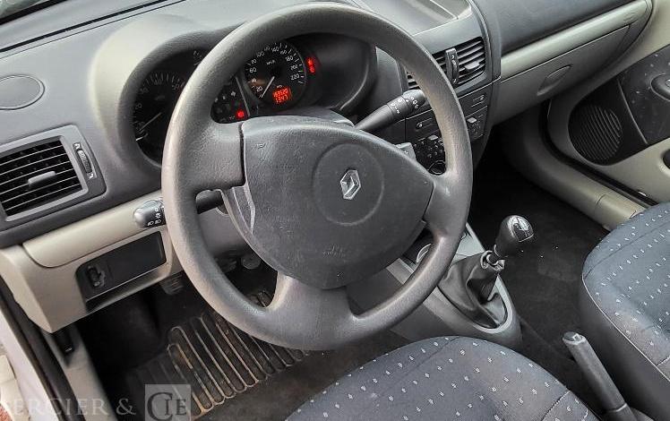 RENAULT CLIO 2  2664VP62