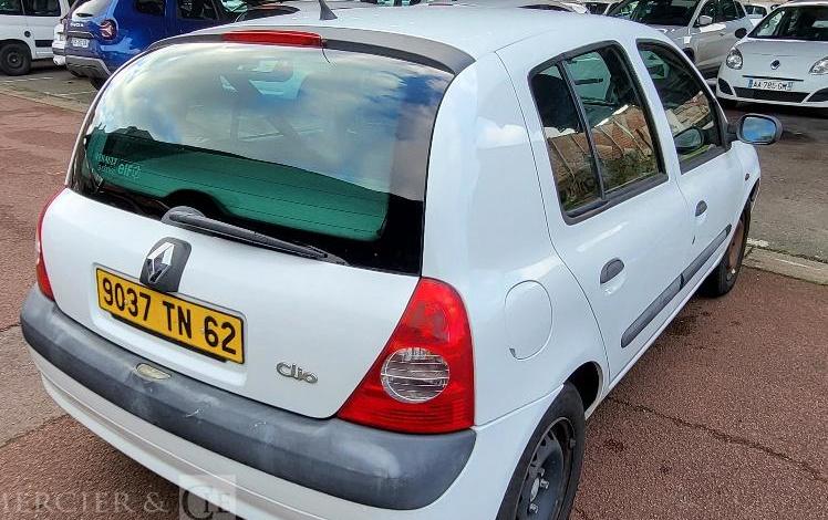 RENAULT CLIO 2  9037TN62