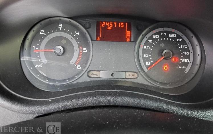 RENAULT CLIO 3 STE  4607YA62