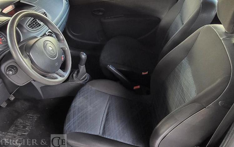 RENAULT CLIO 3 STE  4607YA62
