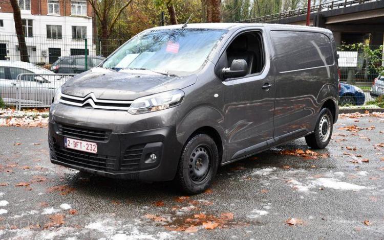 CITROEN JUMPY M 2,0 BLUEHDI 120 S&S CLUB GRIS 2BFT232