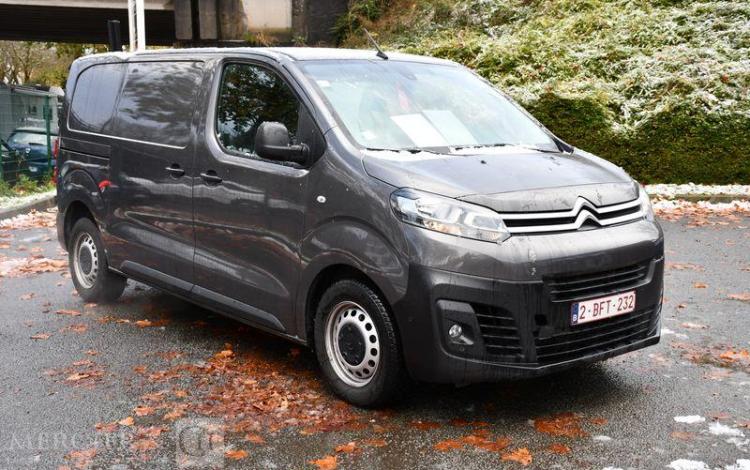 CITROEN JUMPY M 2,0 BLUEHDI 120 S&S CLUB GRIS 2BFT232