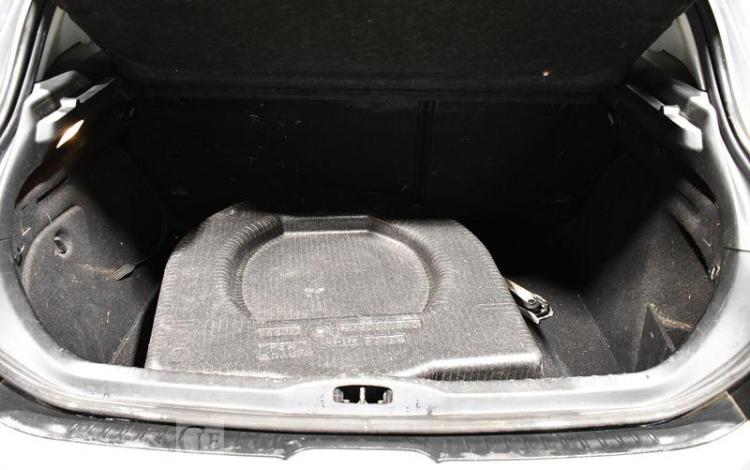 PEUGEOT 308 1,6 HDI 90 CONFORT GRIS 307DJN59