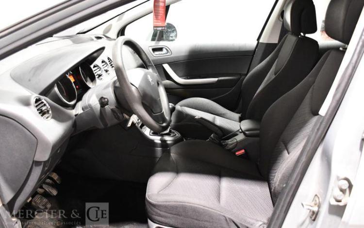PEUGEOT 308 1,6 HDI 90 CONFORT GRIS 307DJN59