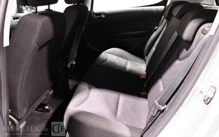 PEUGEOT 308 1,6 HDI 90 CONFORT GRIS 307DJN59