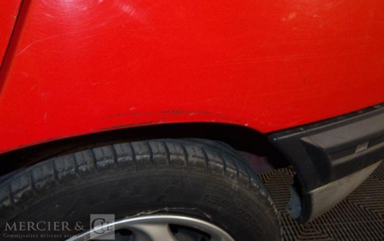 PEUGEOT 205 ROUGE 3803TP30