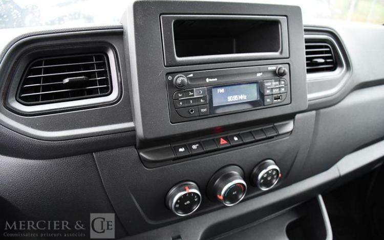 RENAULT MASTERVAN FONT VENDOME XS 150CH BA GRIS 544 189