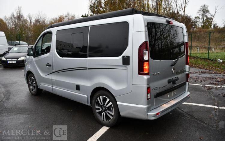 RENAULT AUTOCAMP FONT VENDOME 150CH BA PACK LOOK+PACK EASY NAV GRIS 559458