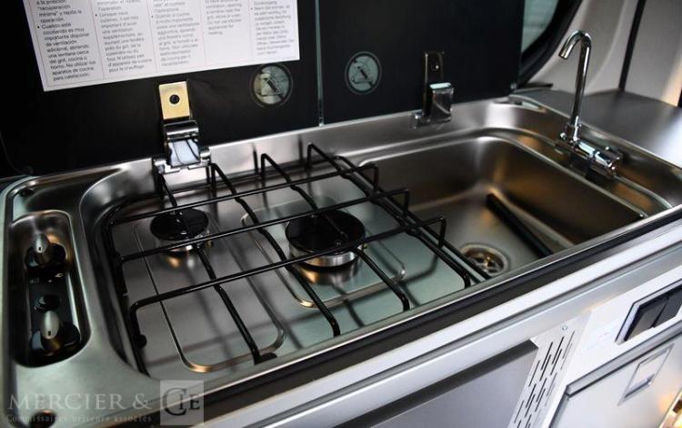 RENAULT AUTOCAMP FONT VENDOME 150CH BA PACK LOOK+PACK EASY NAV GRIS 559 458