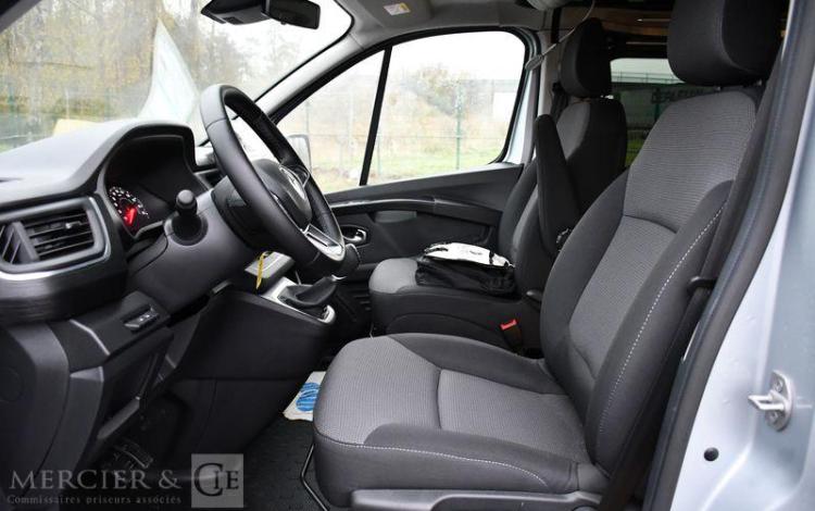 RENAULT AUTOCAMP FONT VENDOME 150CH BA PACK LOOK+PACK EASY NAV GRIS 559458