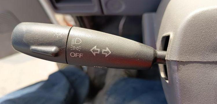 NISSAN CABSTAR AVEC NACELLE MULTITEL 180ALUAF – 18 M – 3535 HEURES – 59377 KMS BLANC 805ANM59