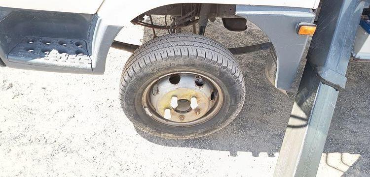 NISSAN CABSTAR AVEC NACELLE MULTITEL 180ALUAF – 18 M – 3535 HEURES – 59377 KMS BLANC 805ANM59